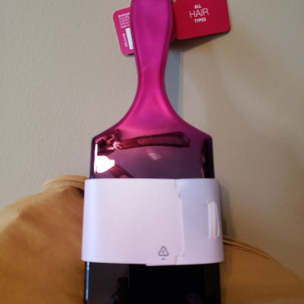 Pretty In Pink Grooming Set - Picture 7 of 11